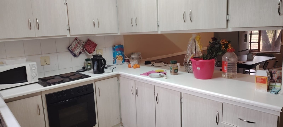 To Let 2 Bedroom Property for Rent in Langenhovenpark Free State